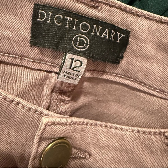 Chic Mauve Capris for Women - Picture 5 of 5